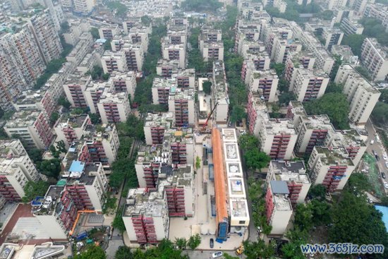 △2024年11月14日,重庆市民主村二期城市更新面貌参预完了阶段。(府上图)中新社发 赵俊超 摄